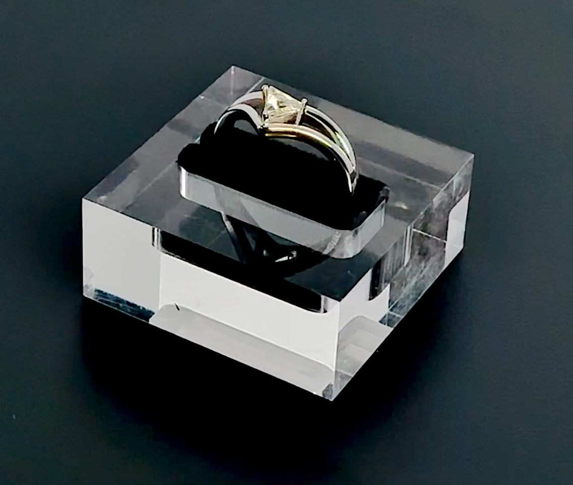 Sterling Silver Gemstone Statement Ring : Fine Jewelry Swarovski Crystal Gemstones Emeralds Diamonds