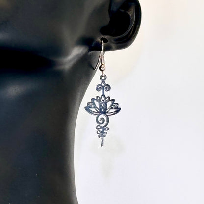 Tibetan Sterling Silver Necklace Gift Set: Everlasting Knot Turquoise Silver Coral Handmade