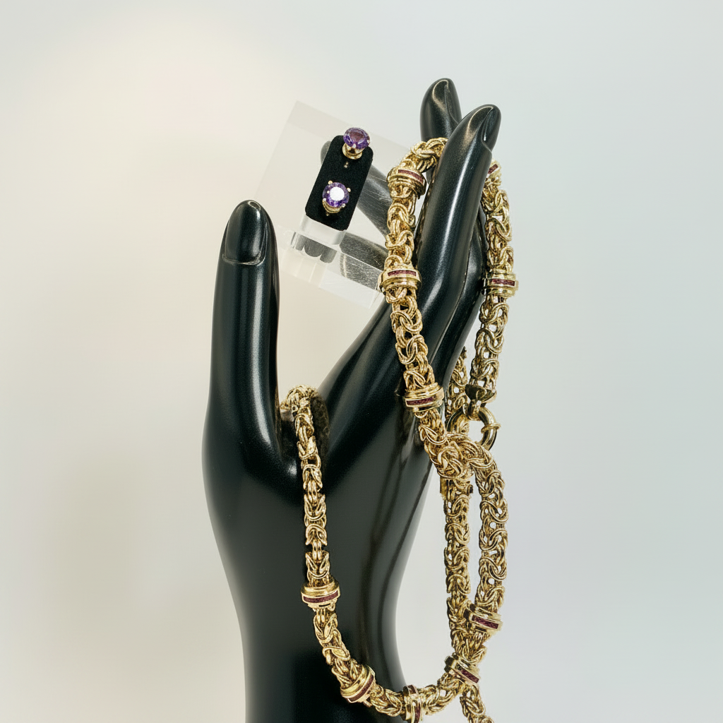 Refined jewelry image 1